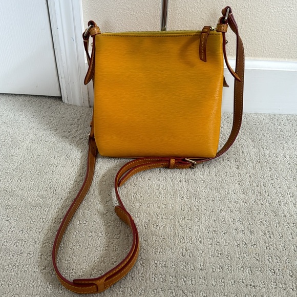 Dooney & Bourke Crossbody Bag - Picture 4 of 12